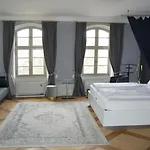 Schloss *